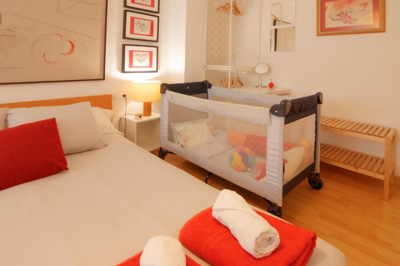 Luminoso. Comodo. Acogedor. Wifi. Junto A Ave Valencie Exteriér fotografie