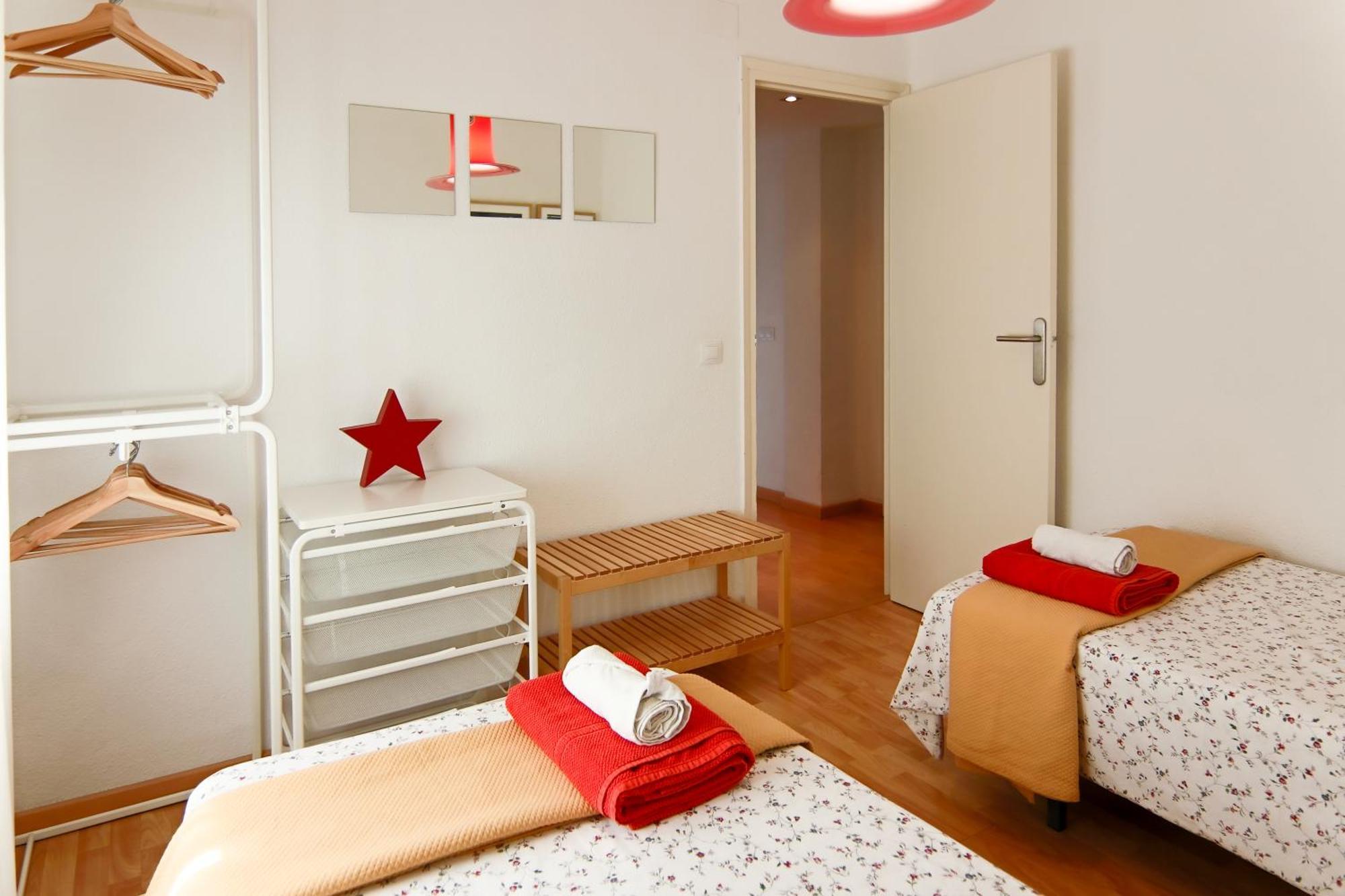 Luminoso. Comodo. Acogedor. Wifi. Junto A Ave Valencie Exteriér fotografie